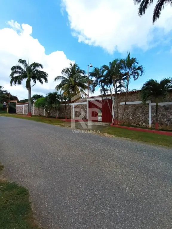 CRF-001 Granja en Venta en el Sector Las Cucas Tarabana, Cabudare